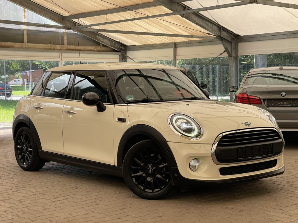 MINI ONE in weiß