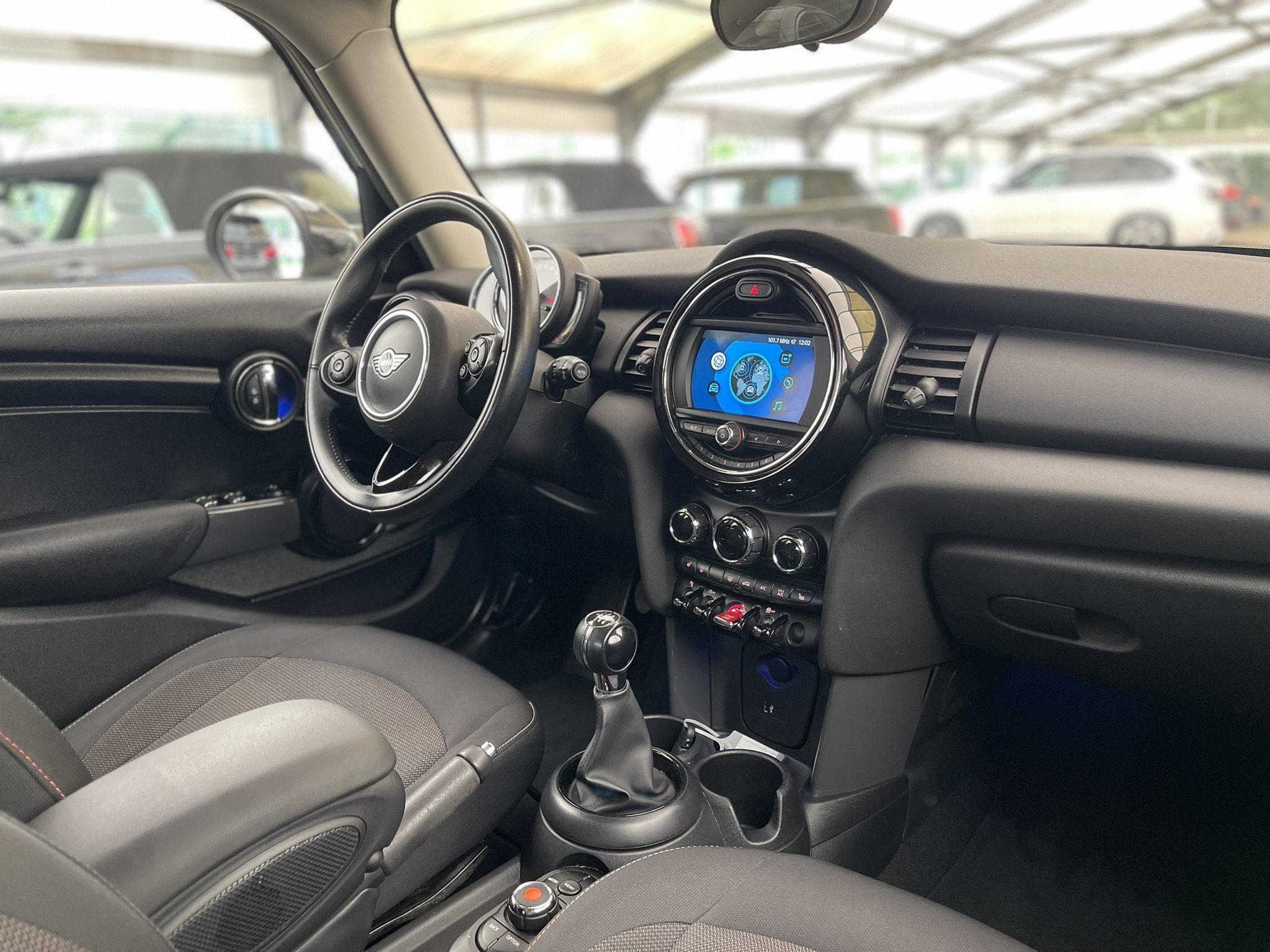 MINI ONE in der Innenansicht