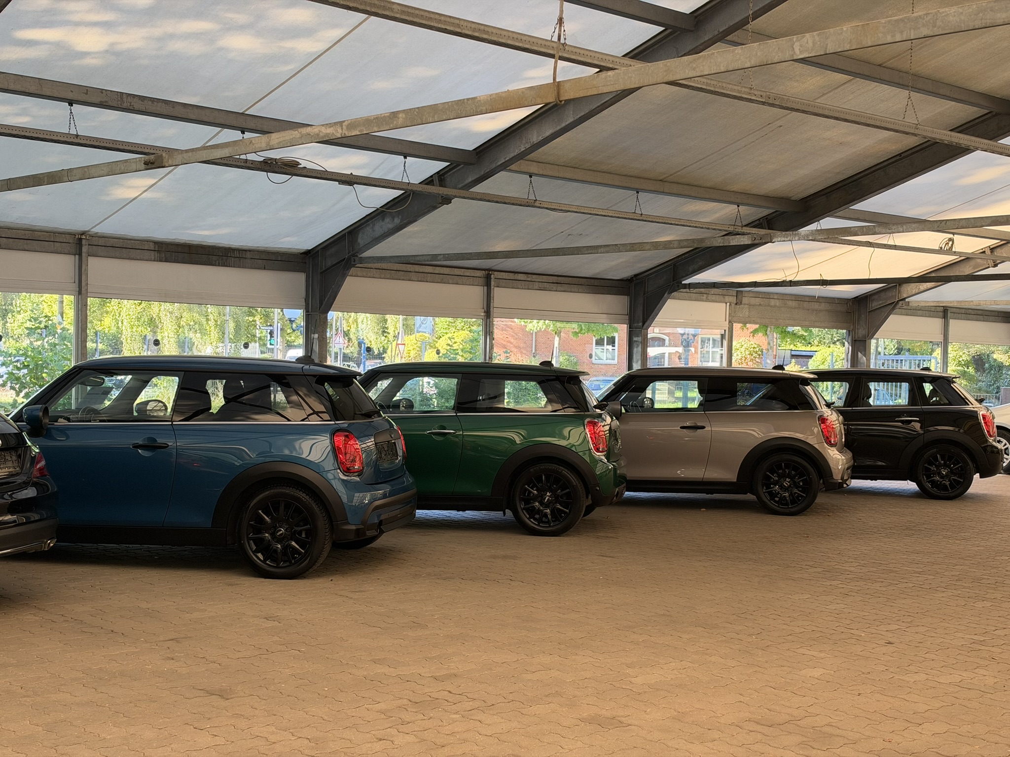 MINI Modelle im Automarkt Horner Kreisel
